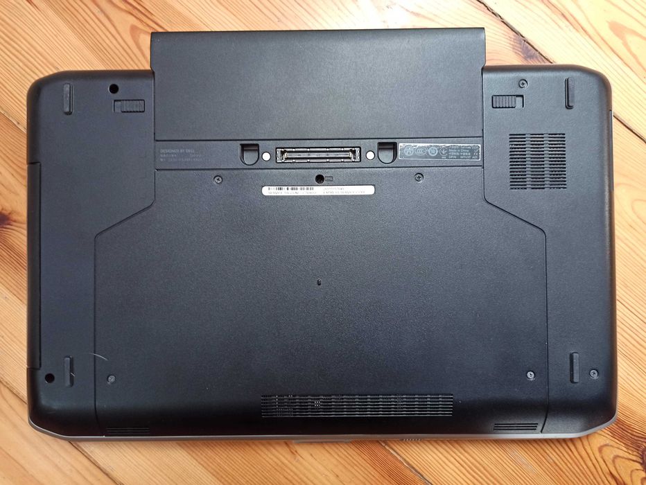 Laptop Dell i5 Ram 4 GB dysk SSD 120 GB, Latitude E5520