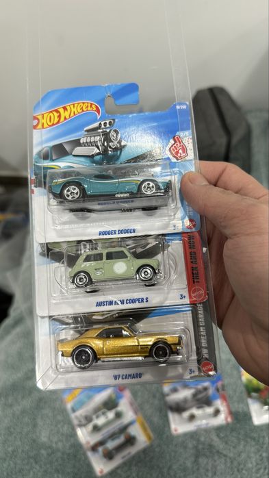 Hot Wheels varios