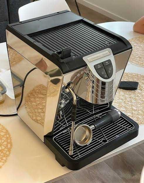 Кавомашина Nuova Simonelli Oscar II
