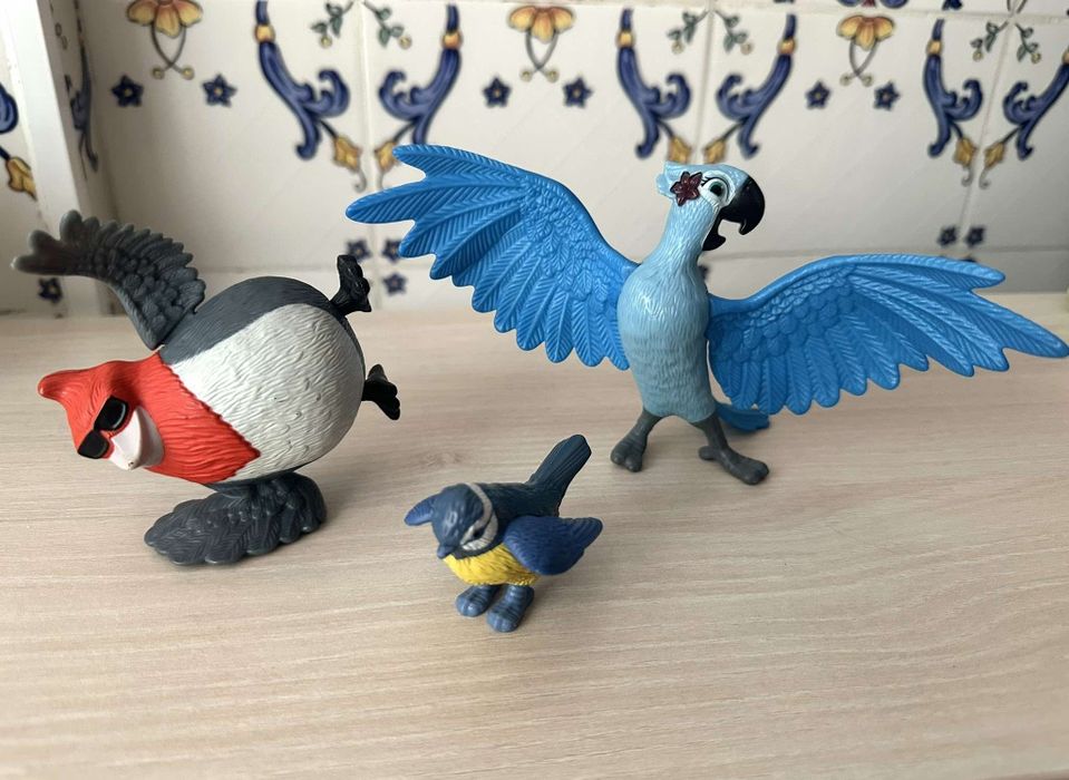 bonecos filmes pets vida secreta nossos bichos pinguins Madagascar