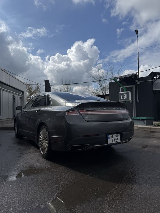 Гібрид LINCOLN MKZ 2017