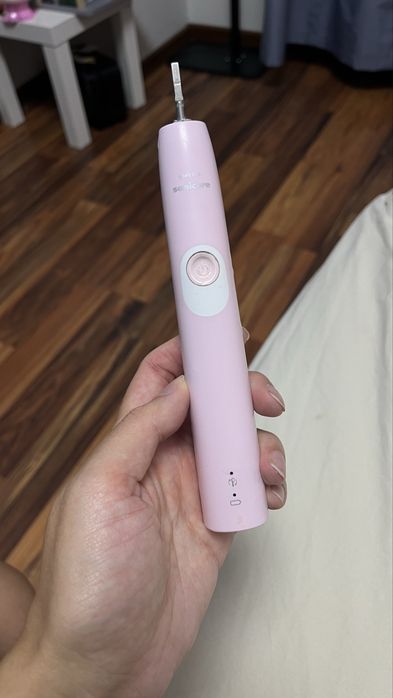 Philips Sonicare зубна щітка