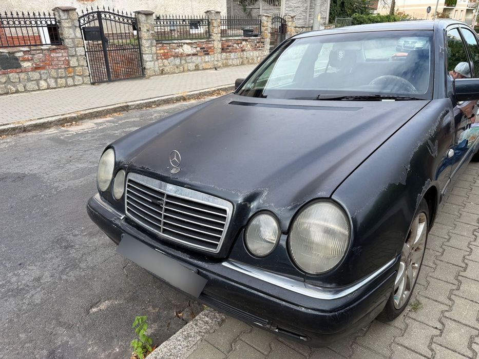 Mercedes-Benz Klasa E