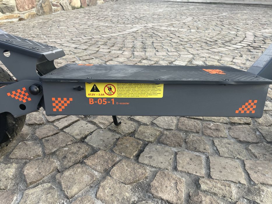 G4 2026 рік майже новий з двома ключами