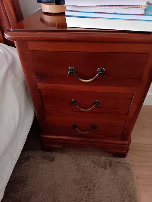 Mobilia quarto cerejeira