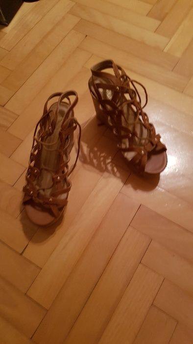 Buty damskie letnie