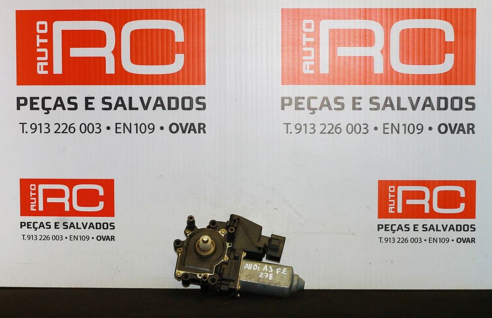 MOTOR ELEVATÓRIO DO VIDRO DIANTEIRO ESQUERDO AUDI A3