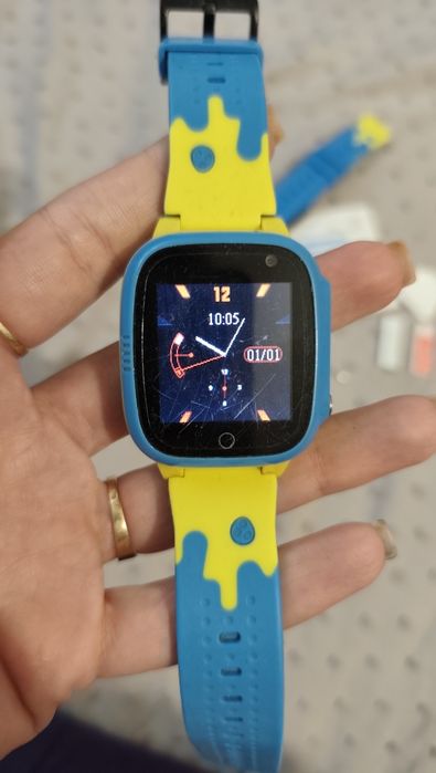 Дитячий смарт годинник Amigo