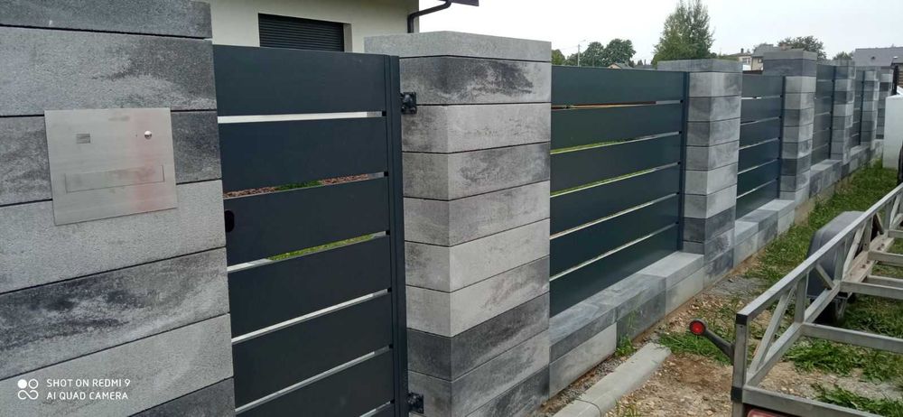 Ogrodzenia. Płoty, panel, siatka, murowane.