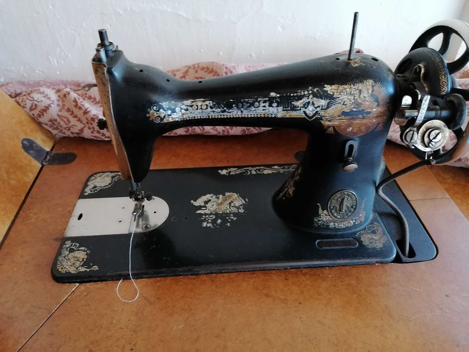 Máquina de costura Singer