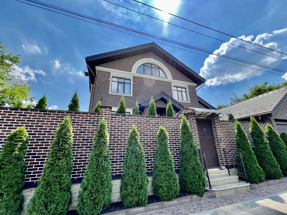 Продаж будинку на Осокорках, метро Славутич, Дарницький район, Київ