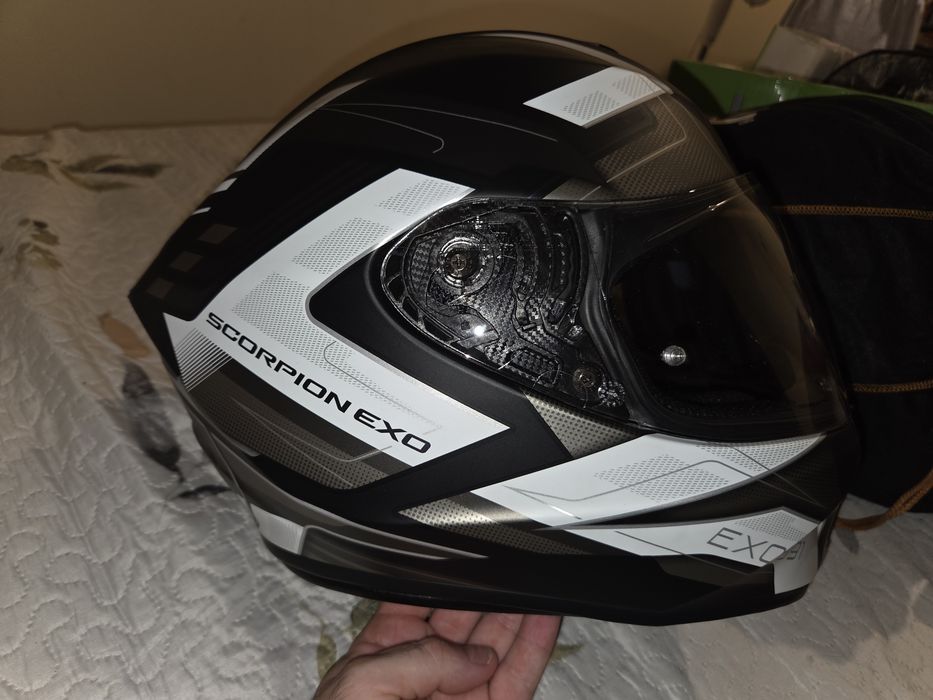 Capacete scorpion exo