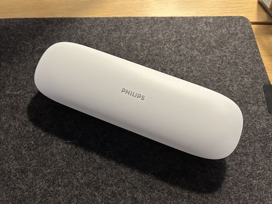 Чохол-зарядка Philips Sonicare