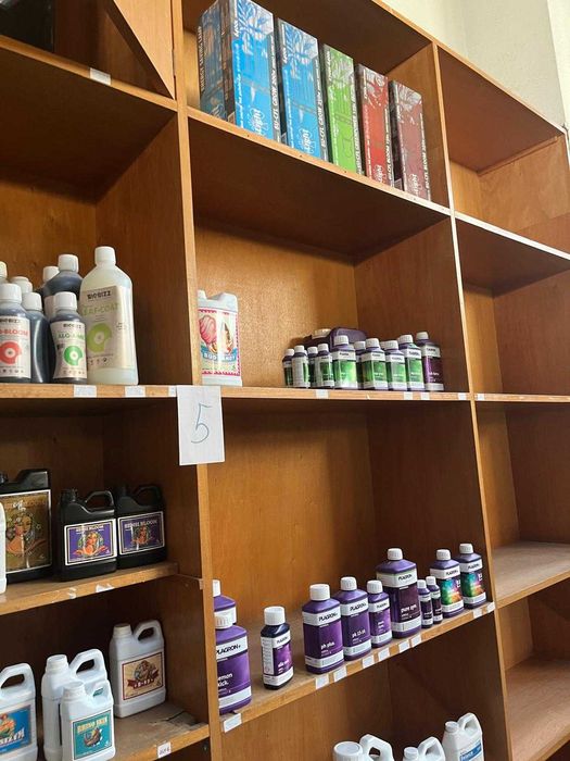 Recheio de grow shop