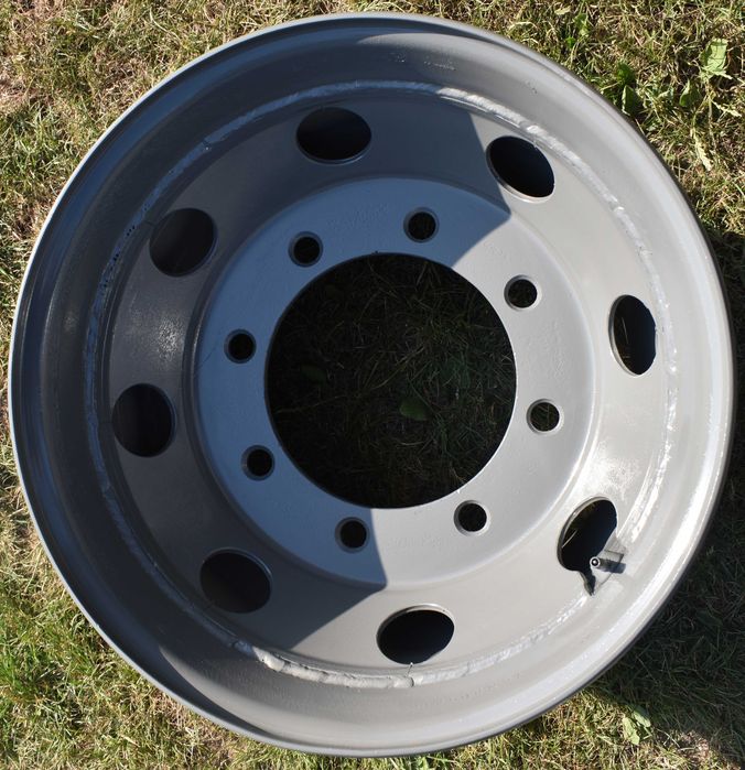Felgi Do Przyczep Rolniczych 19,5 x 14" D50 D55 HL BRANDYS