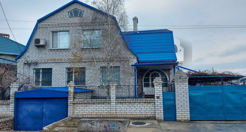 Продаю двухэтажный дом