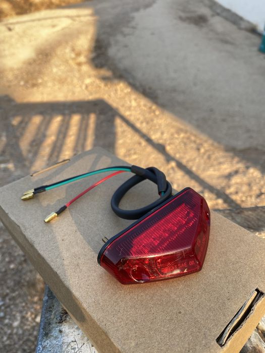 Luz presença+stop moto universal