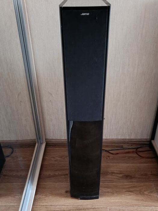 Фронтальная акустика Jamo 606 Black