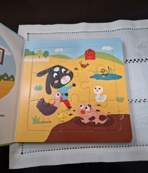 Livro com puzzle - O Quico Parte à aventura