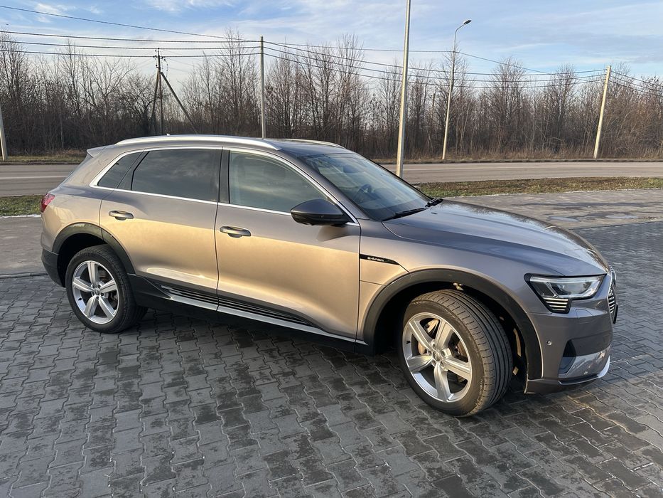 Audi e-tron 95кВт топ-комплектація ідеальний стан
