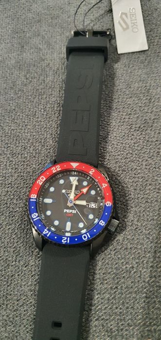 Seiko 5 Sports Pepsi SSK047