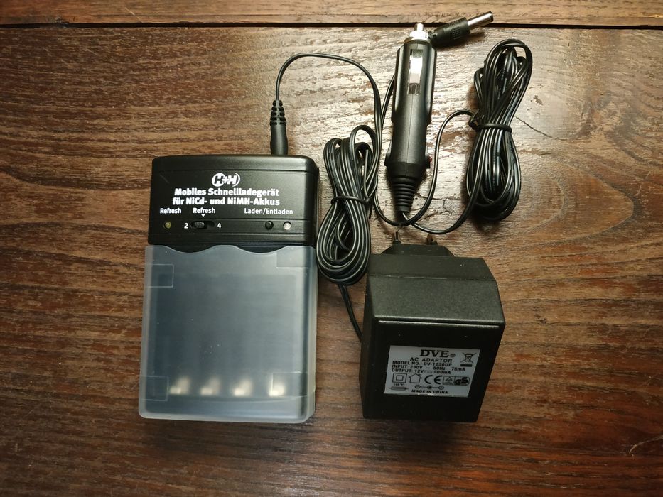 Carregador de baterias NiMH e NiCd