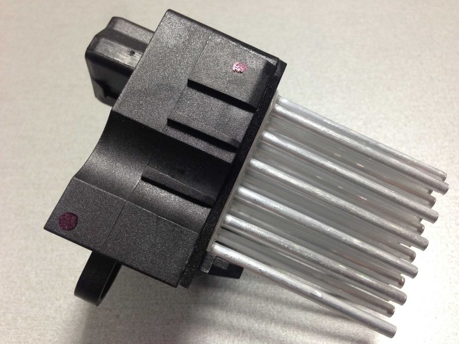 Выходной каскад вентилятора (ёжик печки) для БМВ Е36 и других BMW