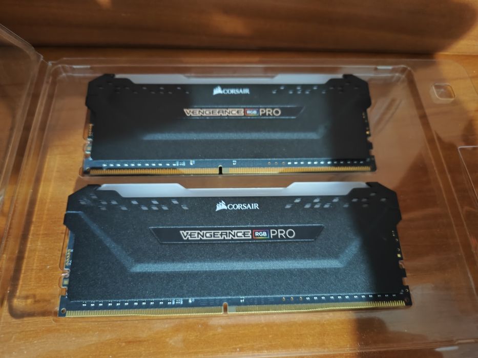 DDR4 16gb Corsair vegance Pro 3200mhz