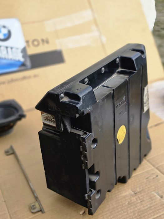 Subwoofer głośnik BMW E39 DSP Top HiFi tuba