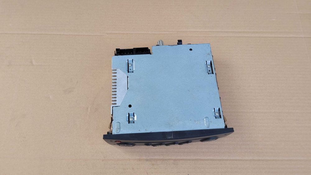 renault megane II 2 scenic II 2 radio CD radioodtwarzacz 8200607918