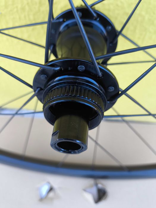Rodas carbono Novatec R3 disc