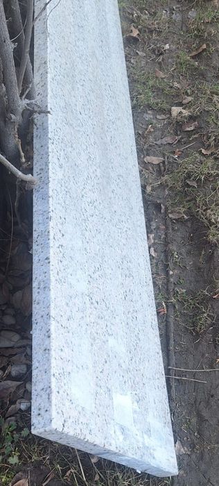 Próg antyposlizgowy granitowy. Parapet