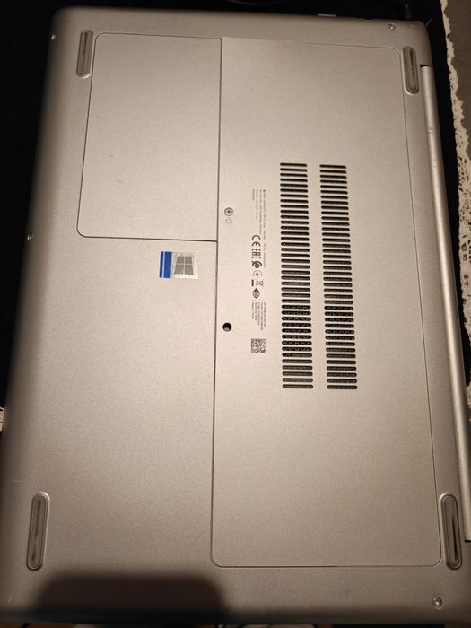 Portátil HP ProBook 450 G5 | i5-8250U | 8GB RAM | SSD 256GB | Windows 11 Pro