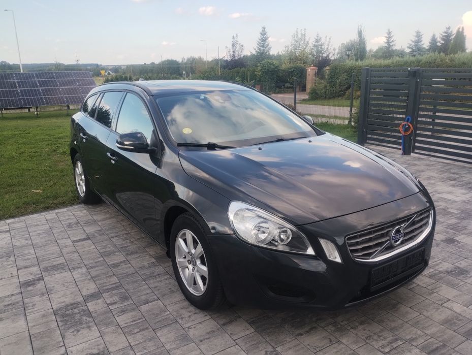 Volvo V60 - 1.6 HDI- 116km- Przebieg 220tyś-Orginał!!!