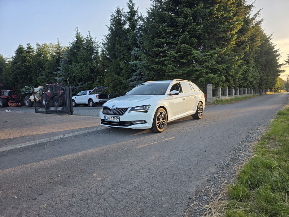 Skoda Superb 3  kombi automat  Dsg 2.0 tdi 150 koni zamiana na SUV Pickup z dopłatą
