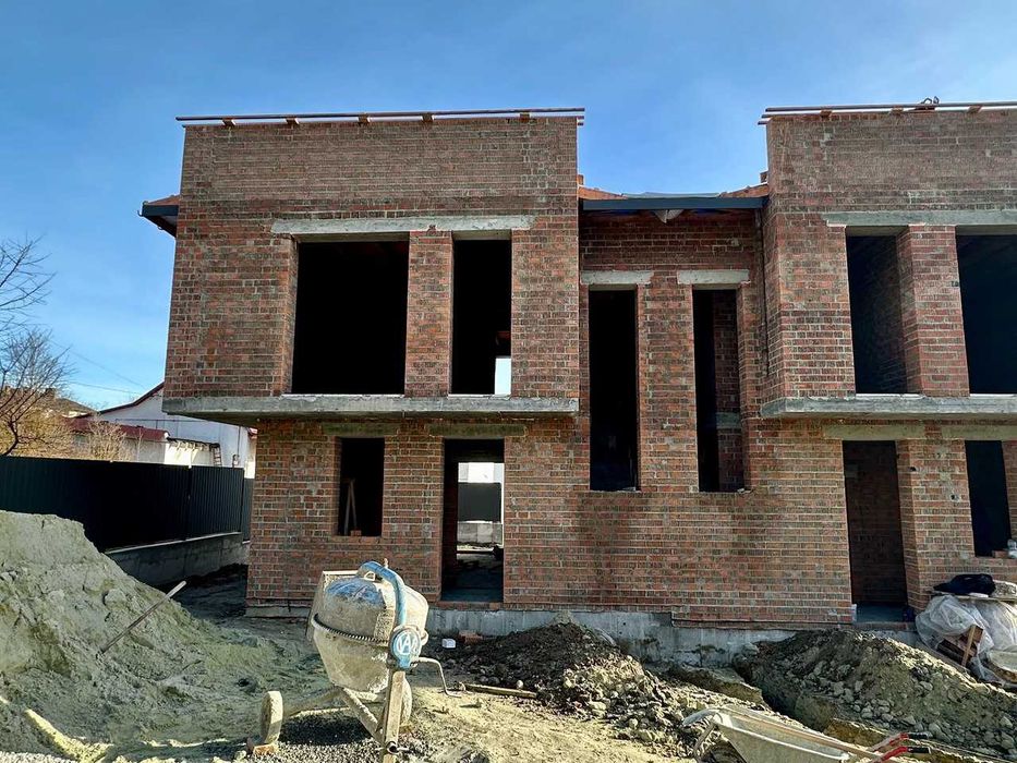 Продаж дуплекса у Винниках (біля Львова) площею 100 м2