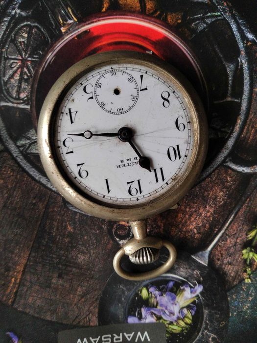 старинные часы под ремонт или запчасти