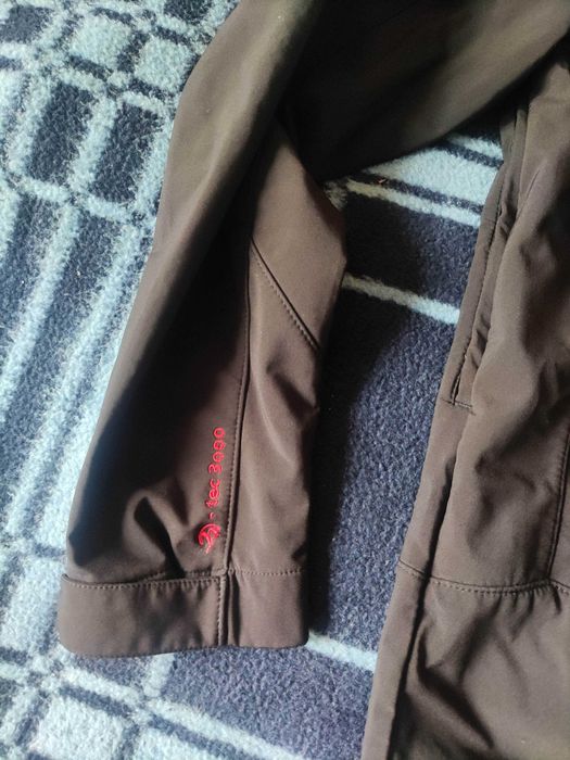 Kurtka First B roz XL.  Tec  3000