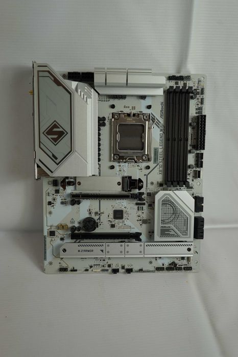 Материнська плата Asrock X870 STEEL LEGEND WIFI AM5 AMD