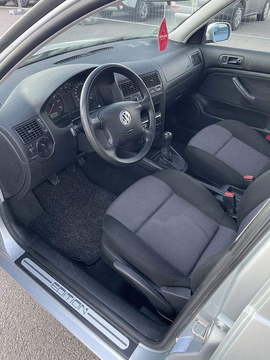 VW Golf 4 1.6 2001рік 154тис.км