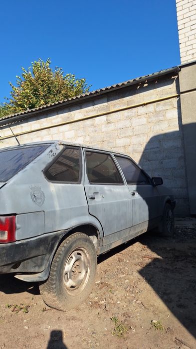 Продам машину ваз 2109