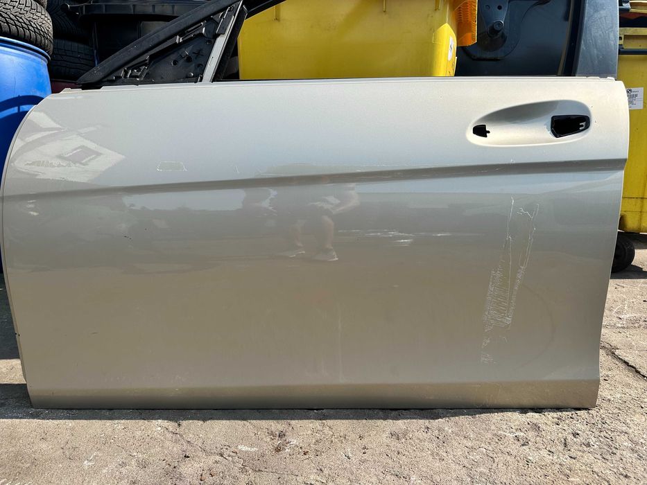 Mercedes C klasa W204 Drzwi przód przednie LEWE złote lak 794 części