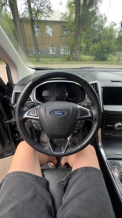 Продам Гарне авто FORD EDGE 2019 TITANIUM