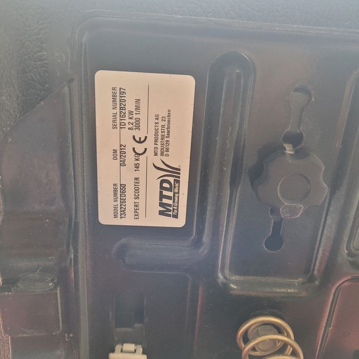 Traktorek ogrodowy,  kosiarka Wolf Garten MTD