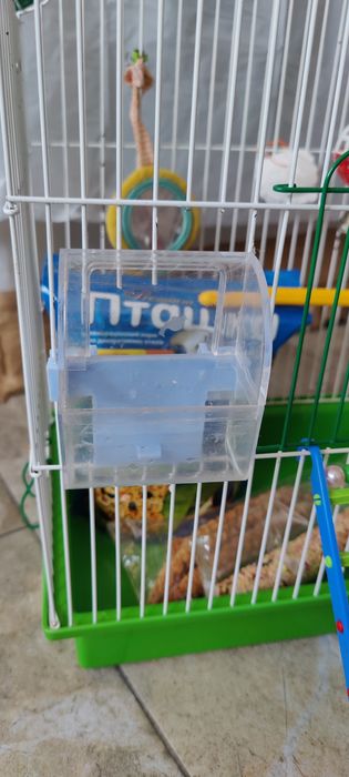 Продам клетку для попугая