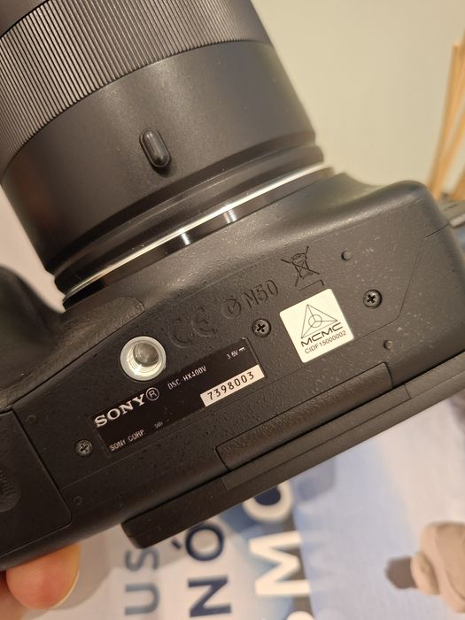 Sony Cyber-shot DSC-HX300 – 20.4MP – Zoom