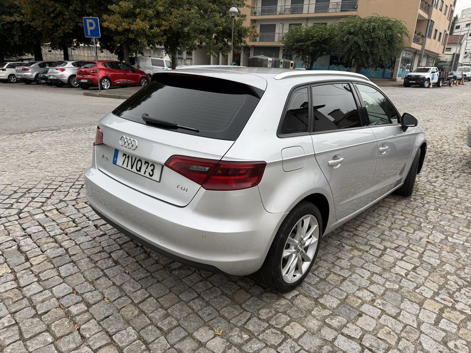Audi A3 2014 muito bem estimado foto 3