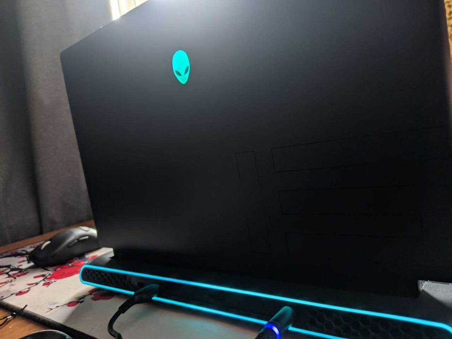 Ігровий ноутбук Alienware M15 R5 | Ryzen 7 5800H | RTX 3060 | 64 gb