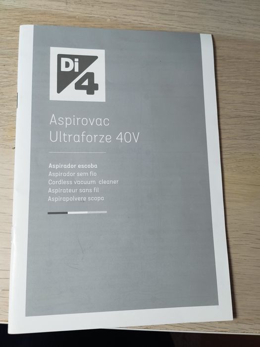 Aspirador Vertical como novo