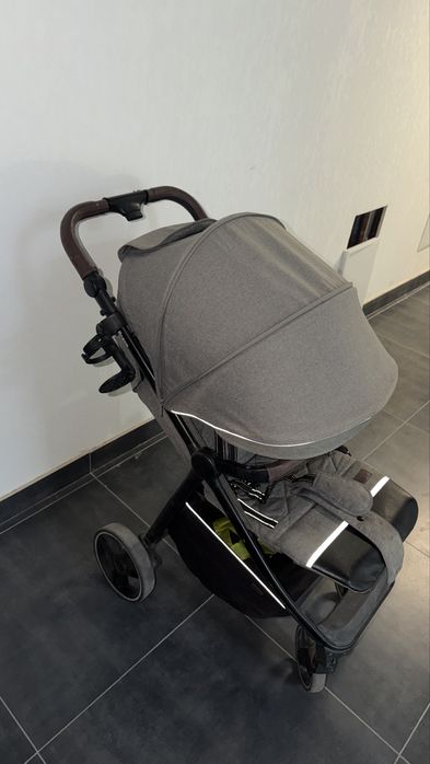 Візочок коляска Carrello Bravo